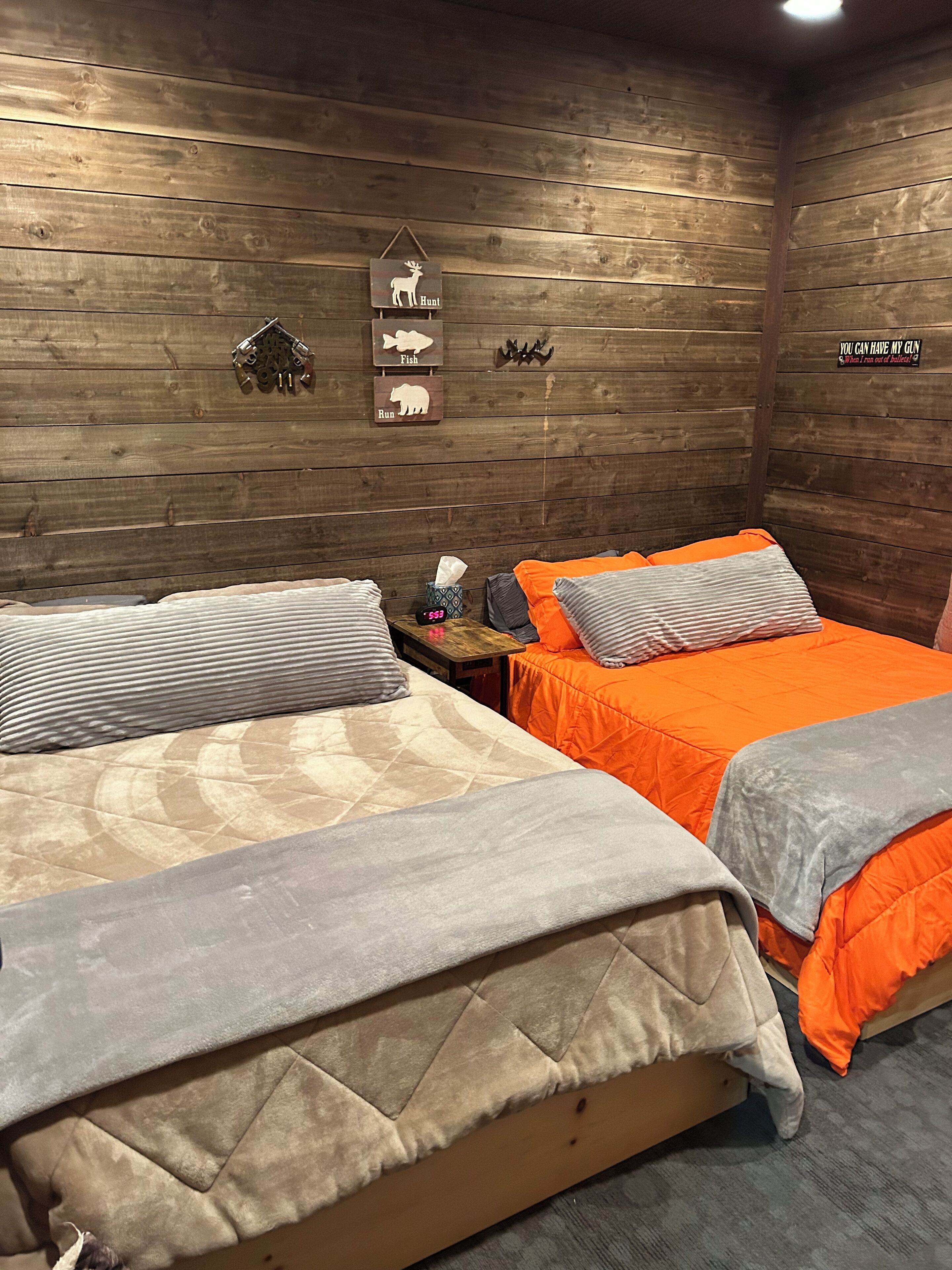 4 bedrooms, travel cot, WiFi, bed sheets