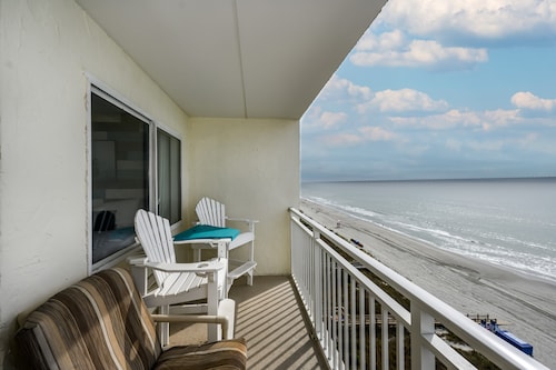 Affordable Oceanfront-Indoor/Outdoor Pool-2BD,2BA
