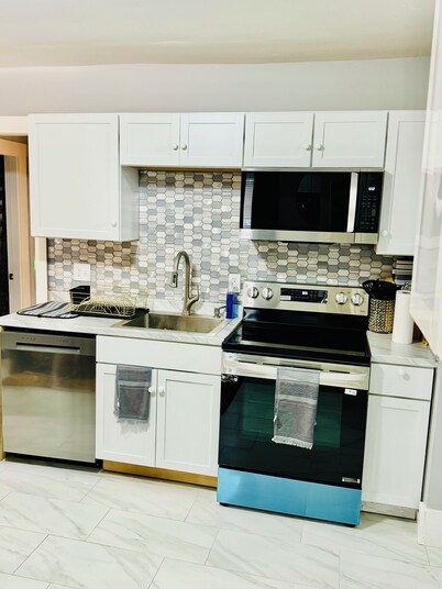 Newly Beautiful  renovated first floor apartment getaway