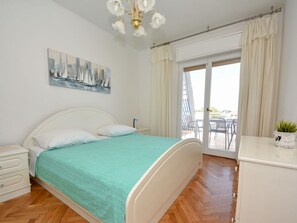 6 bedrooms, free WiFi