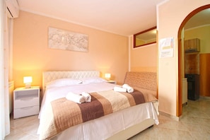 1 bedroom, WiFi - Holiday apartment with air conditioning and close to the beach (Fažana)