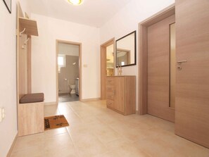 Interior - Holiday apartment with air conditioning (Valbandon)