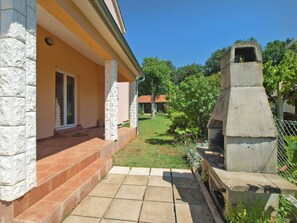 Terrace/patio - Holiday apartment with air conditioning (Valbandon)