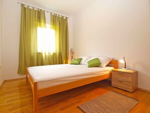 3 室のベッドルーム、WiFi