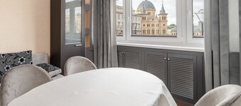 Plac Wolności 3-Bedroom Apartment