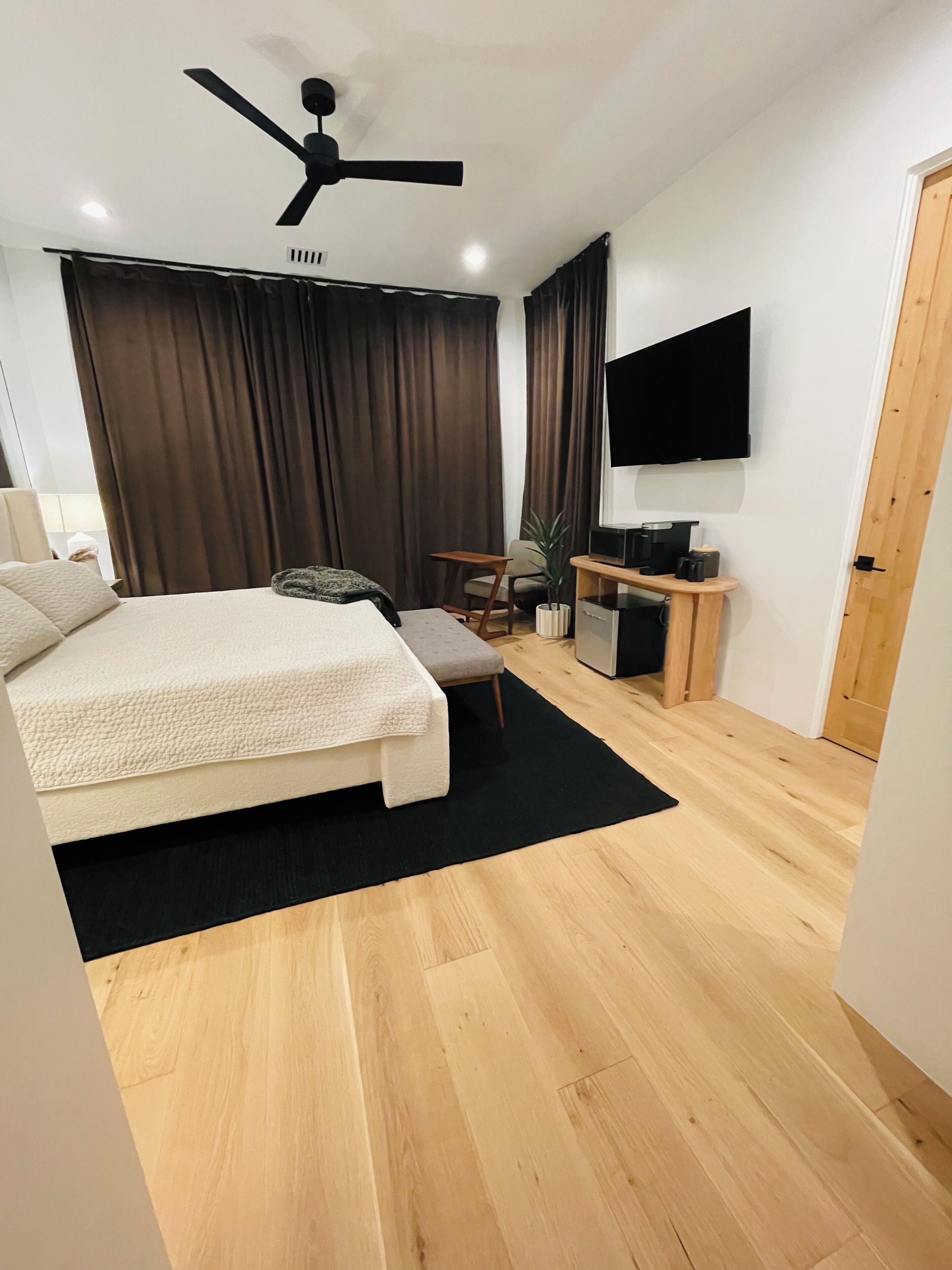 1 slaapkamer, een bureau, reisbedje, gratis wifi