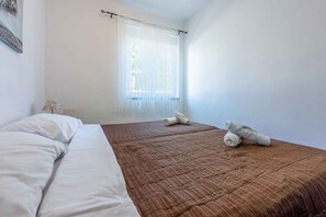 2 室のベッドルーム、WiFi