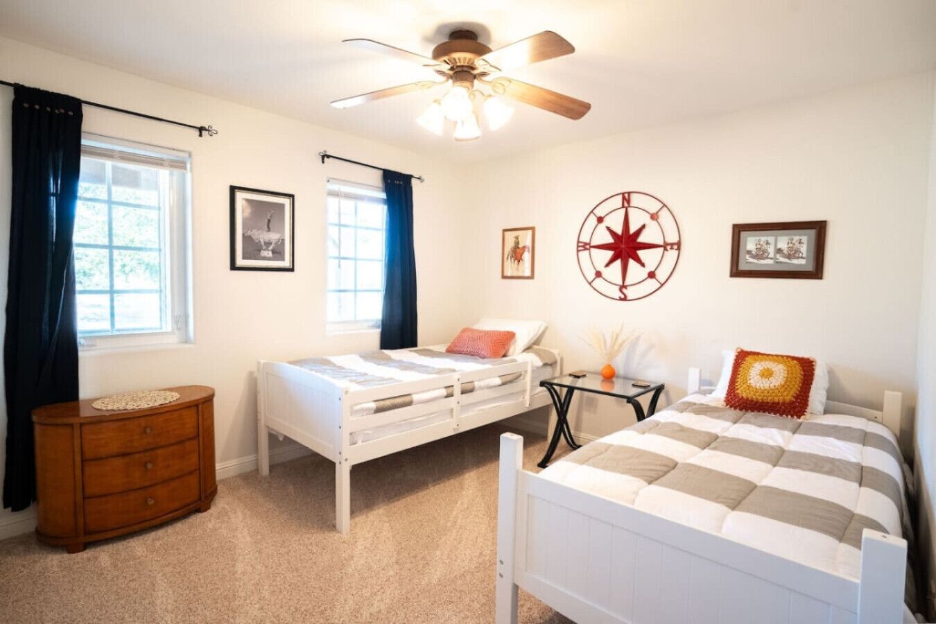 3 bedrooms, desk, iron/ironing board, travel cot