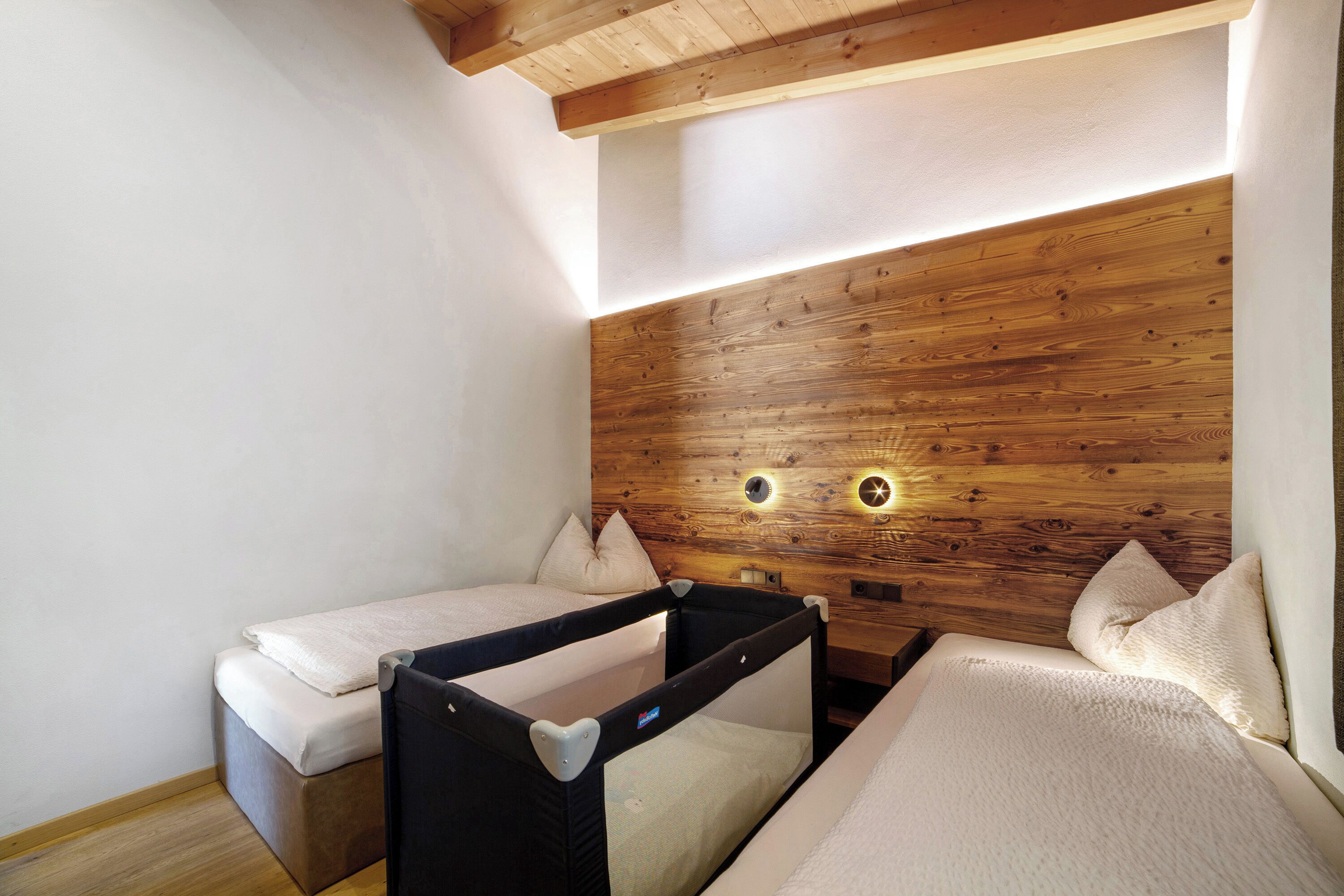 2 habitaciones, wifi gratis y ropa de cama 