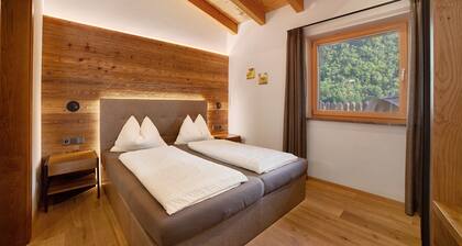 Chalet Azalee : Große Terrasse & Schlafmuscheln, Pool & Hot Tub für alle Gäste