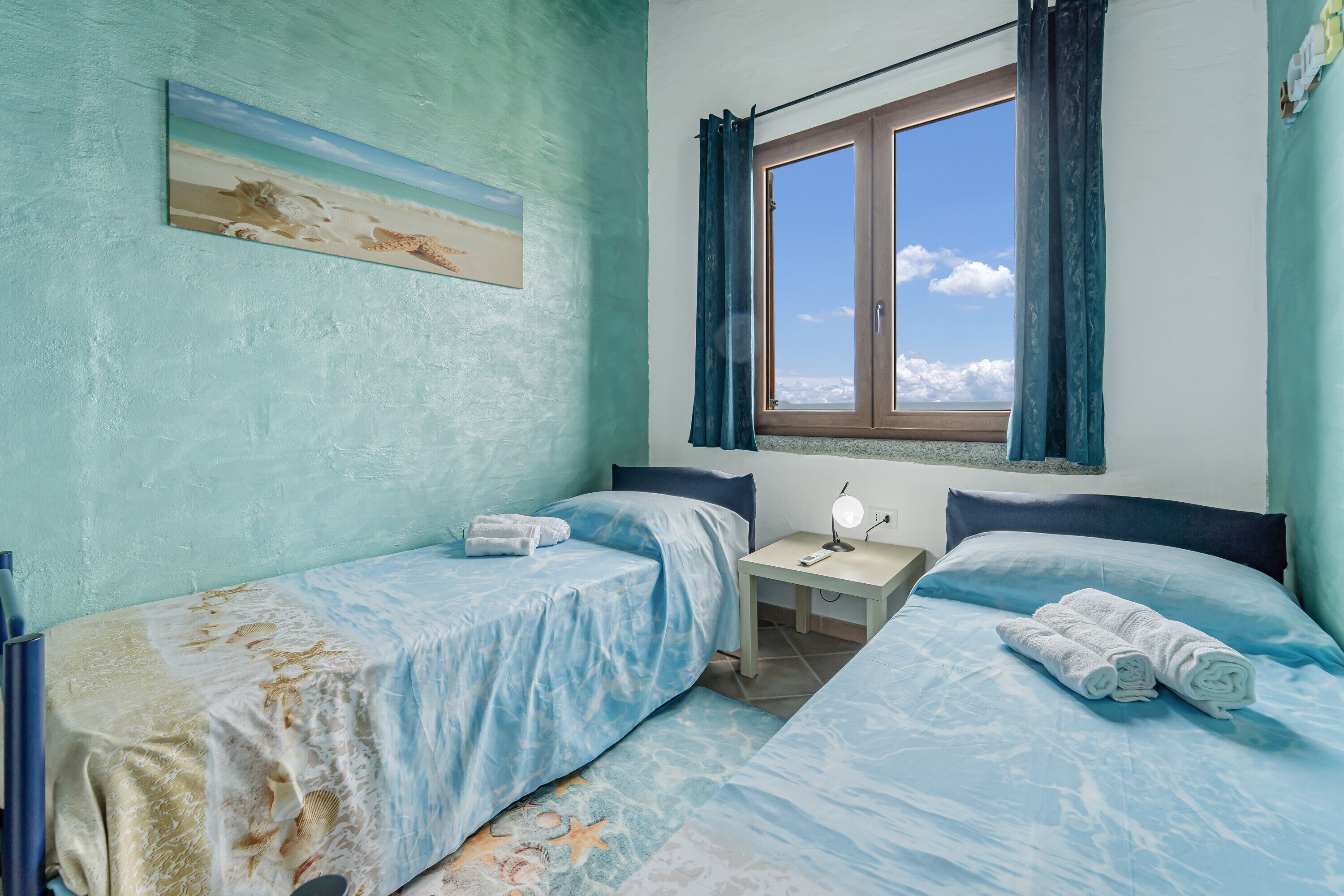 2 habitaciones, tabla de planchar con plancha y wifi gratis 