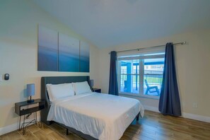 3 soverom, skrivebord, strykejern/-brett og wi-fi