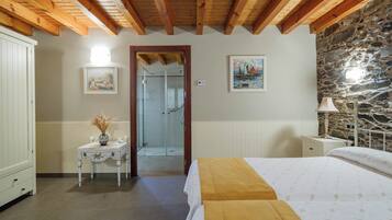 1 habitación, wifi gratis y ropa de cama