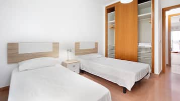 2 habitaciones, tabla de planchar con plancha y wifi gratis