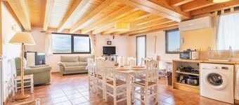 Farmhouse 'El Refugi De Rubinat' with Mountain View, Wi-Fi and Air Conditioning
