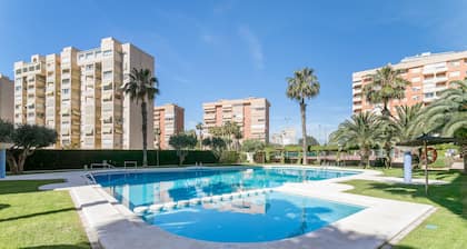 Apartment 'Urbanización Bulevar Playa' with Shared Pool, Wi-Fi and Air Conditioning