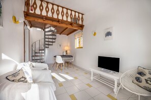 1 chambre, fer et planche Ă repasser, Wi-Fi gratuit, draps fournis