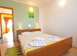 1 bedroom, WiFi - Holiday apartment with air conditioning (Poreč)