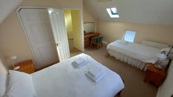 1 bedroom, WiFi, bed sheets