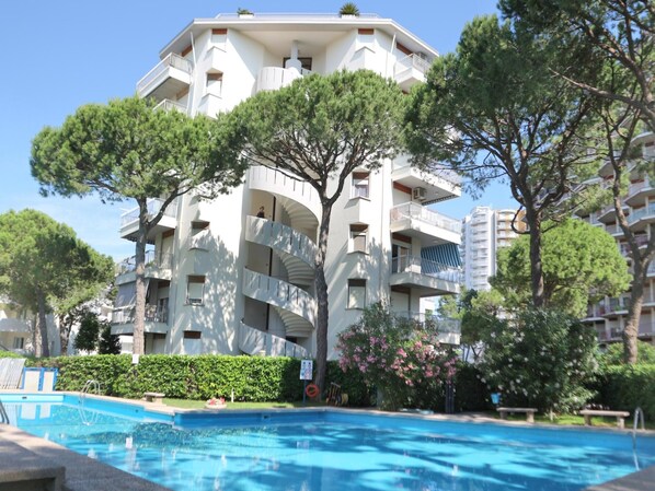 Pool - Holiday apartment mit Klimaanlage und Pool (Lignano Sabbiadoro)