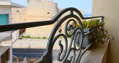 Casa Calipso in Otranto: Ferienwohnung mit Balkon, WLAN und Klimaanlage