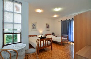 3 bedrooms, WiFi - Holiday apartment with air conditioning (Valbandon)