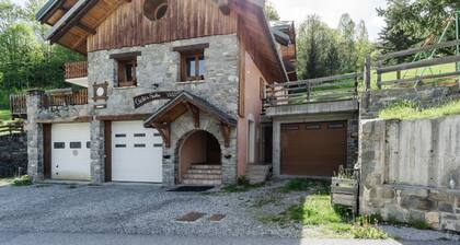 Apartment 'Edelweiss' with Mountain View, Shared Terrace and Wi-Fi