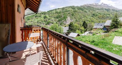 Appartement "Edelweiss" avec vue sur les montagnes, terrasse partagée et Wi-Fi