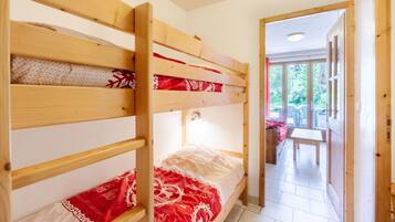 2 habitaciones, tabla de planchar con plancha y wifi gratis