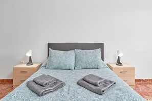 3 habitaciones, tabla de planchar con plancha y wifi gratis 