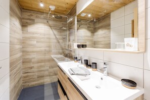 Dusche, Haartrockner