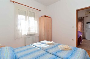 2 Schlafzimmer, Bügeleisen/Bügelbrett, WLAN