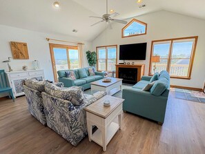 TV, fireplace, DVD player