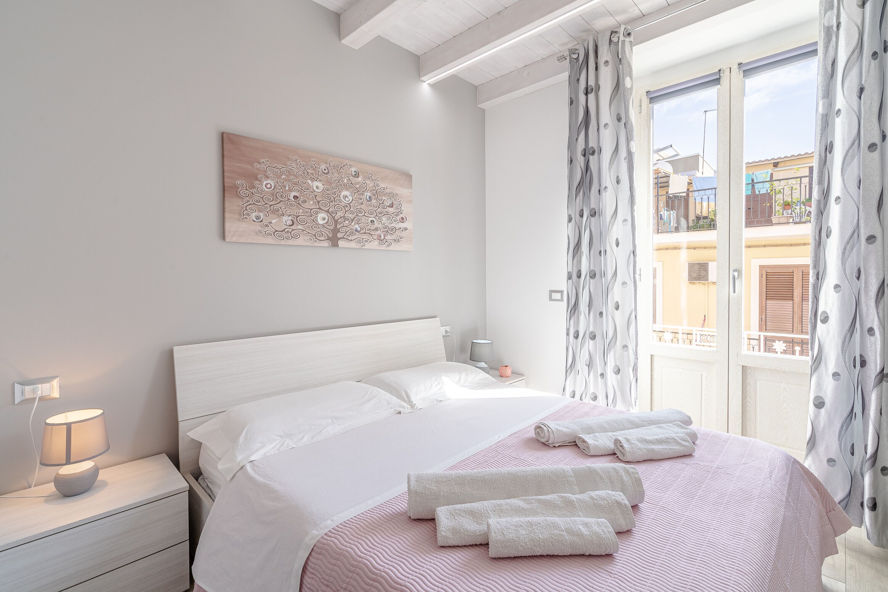 3 quartos, Wi-Fi de cortesia, roupa de cama