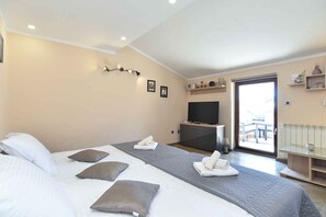 2 bedrooms, WiFi - Holiday apartment with air conditioning near the beach (Fažana)