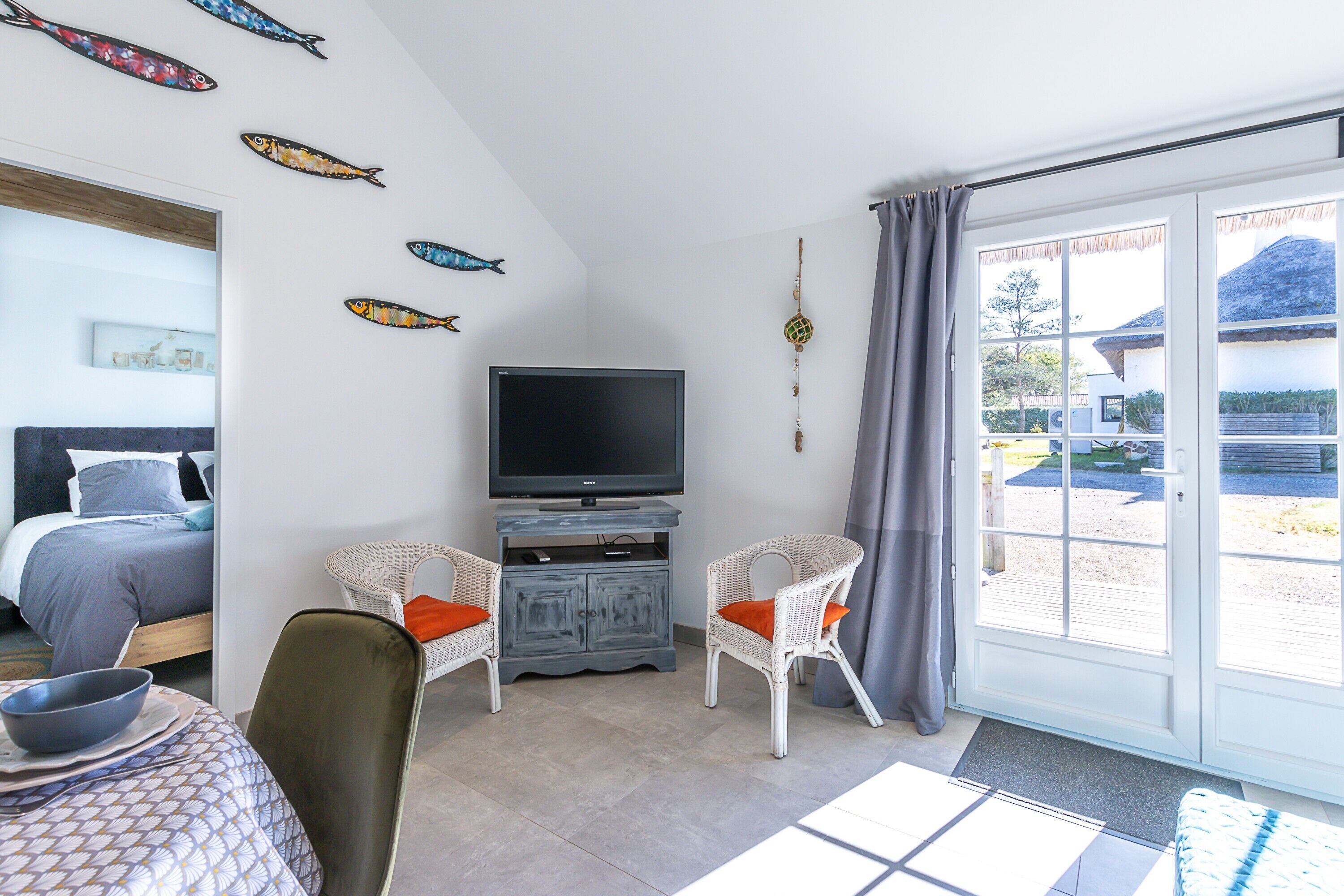 2 habitaciones, tabla de planchar con plancha y wifi gratis 