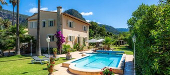 Country House 'Villa Valldemossa' with Private Pool, Private Terrace and Wi-Fi
