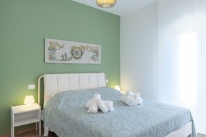 1 dormitorio, tabla de planchar con plancha, wifi gratis y ropa de cama