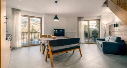 Apartment 'Kanzi' with Mountain View, Shared Garden and Wi-Fi
