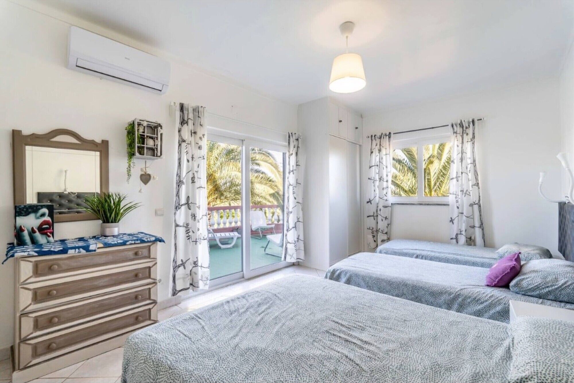 7 bedrooms, iron/ironing board, free WiFi, bed sheets