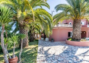 Property grounds - Room "Galé" with Shared Pool, Wi-Fi, and Air Conditioning (Pêra)