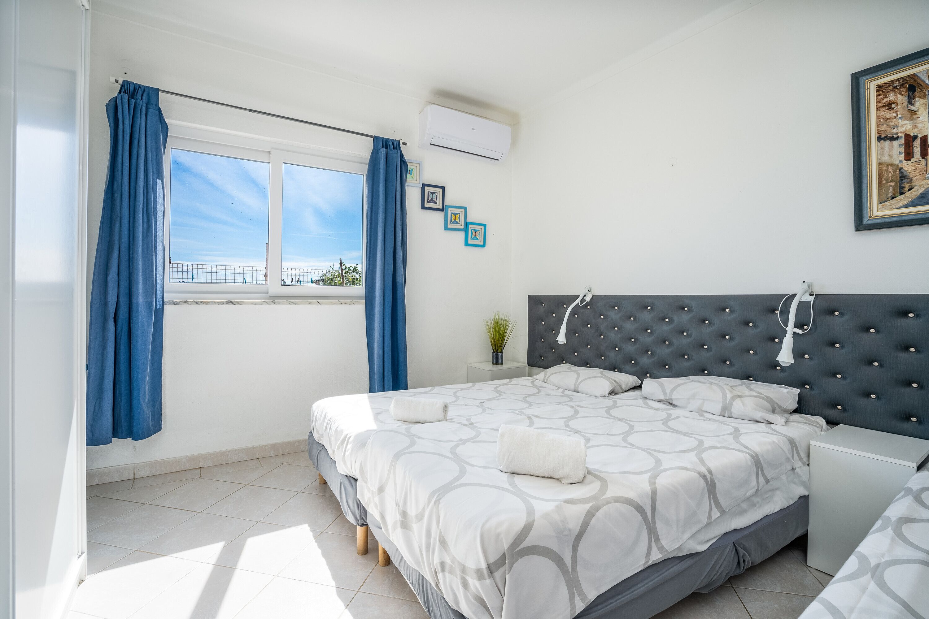 1 slaapkamer, een strijkplank/strijkijzer, gratis wifi, beddengoed