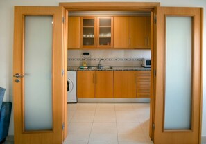 Interior - Apartment 'Borealis  - Nazaré' with Sea View, Shared Terrace and Wi-Fi (Nazaré)