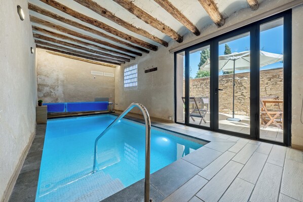 Pool - Holiday Home 'Arassa Casa Rural' with Private Terrace, Wi-Fi and Air Conditioning (Rocafort De Queralt)