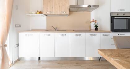 Ferienwohnung 'Casa Vacanze Alba Mar' mit Balkon, WLAN und Klimaanlage