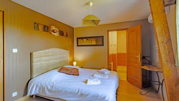 5 sovrum, strykjärn/strykbräda, gratis wi-fi och sängkläder