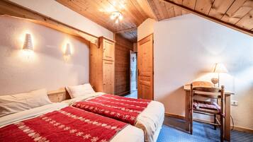 3 bedrooms, free WiFi, bed sheets