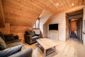 TV - Apartment 'Apartment 1 in the Abbey - Maxit' with Wi-Fi (Abondance)