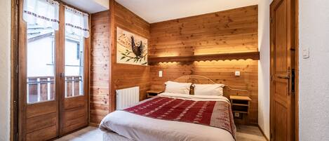 1 bedroom, free WiFi, bed sheets