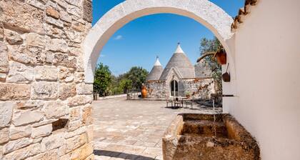 Holiday Home 'Villa Trullo Ulivo' with Private Pool, Wi-Fi and Air Conditioning